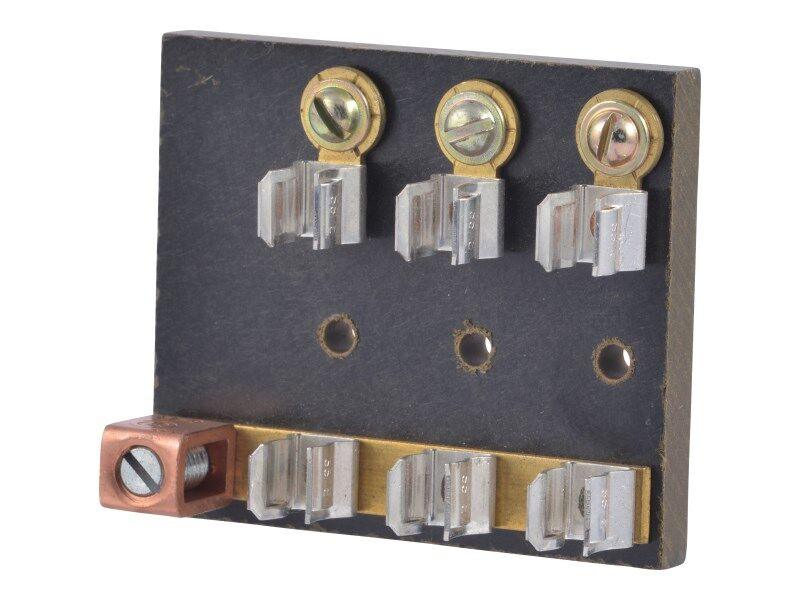 10724349 Block, Fuse, Triple | JLG