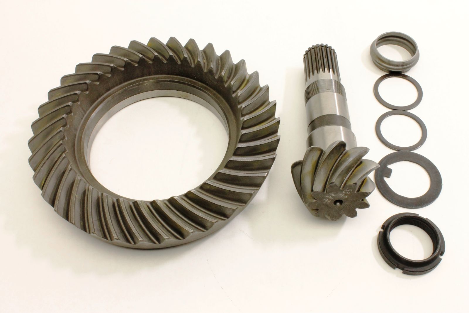 Genie Part # 1255602GT – Bevel Gear Set