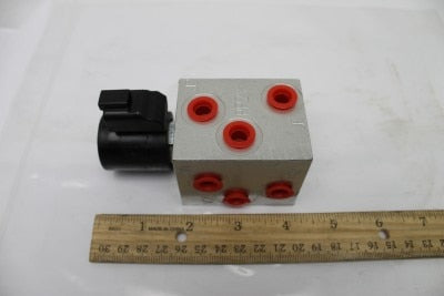Genie Part # 1267570GT – Manifold, Jib Select, 20V
