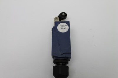 Genie Part # 88356-116R3GT – Limit Switch with Roller Arm