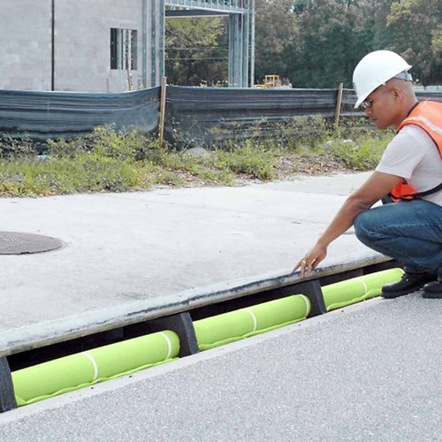 UltraTech Ultra-Curb Guard Plus, 3-Foot
