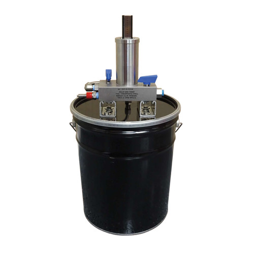 Titan Industries Saf-T Cal Bucket