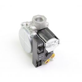 Carrier EF33CW201 2- Stage 3/4"X 1/2" Gas Valve 3.2" WC 24V
