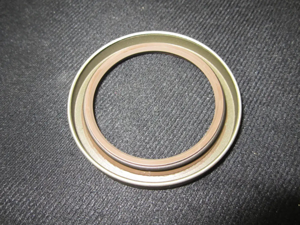 JLG Part # MW9904109382 | MW-OIL-SEAL, EA