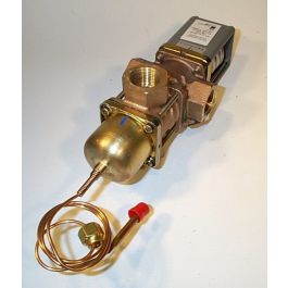 Johnson Controls V48AC-2 Three-Way, Pressure-Actuated Water Regulating Valve. R-22,145/190 3/4"